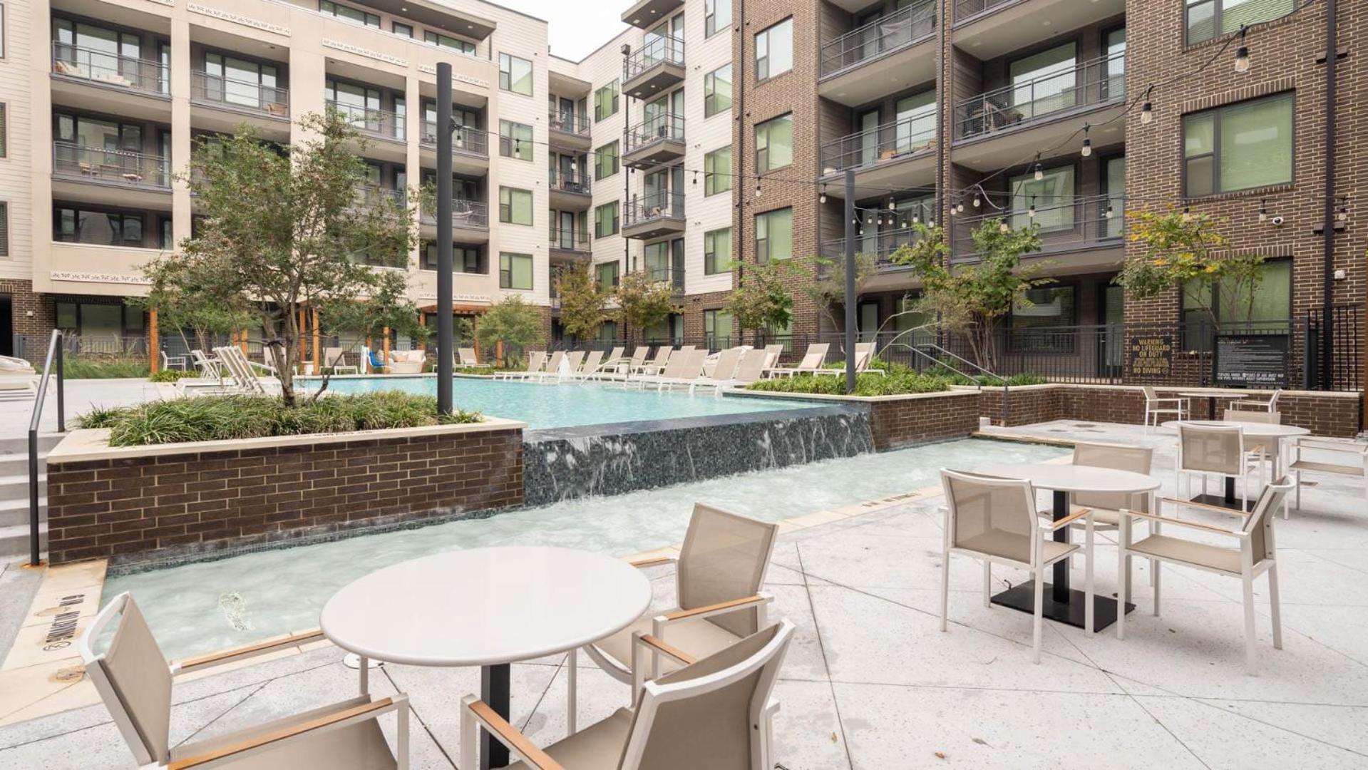 Experience Elevated Living At The Stylish Westerly Apartments In Dallas Exterior photo